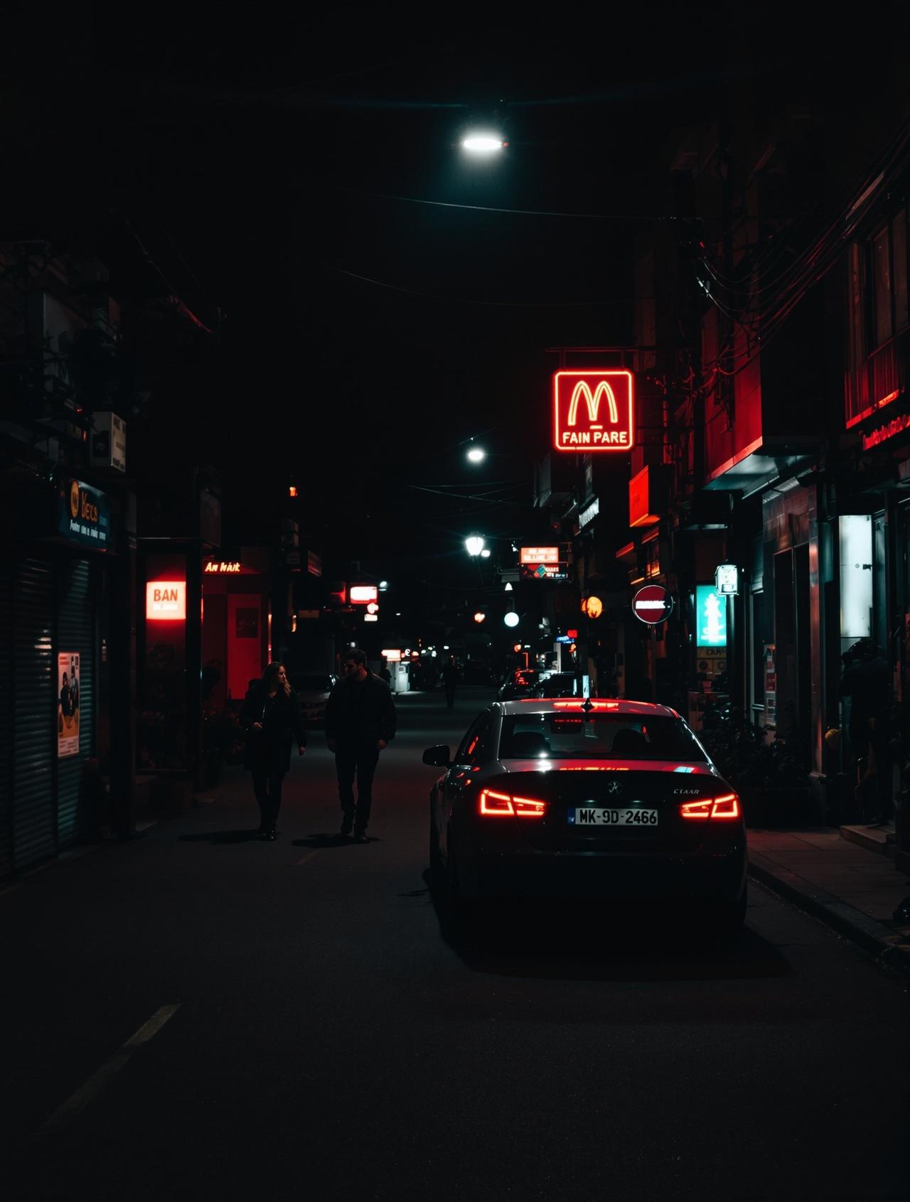 某男星深夜私会现场 - 88吃瓜入口